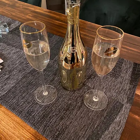 Appartement Schoenes Mit Aussicht Ueber