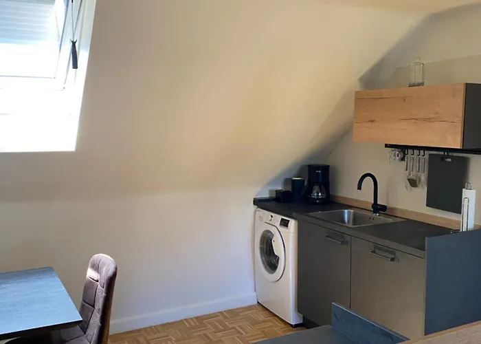 Schoenes Mit Aussicht Ueber *