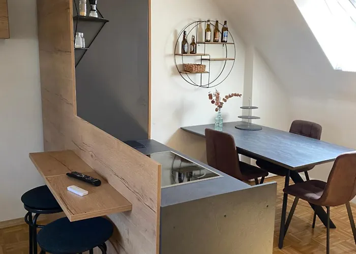 Schönes Mit Aussicht über